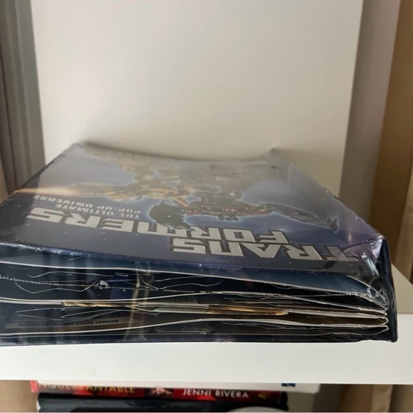 Transformers Pop-Up Book - Picture 6 of 7
